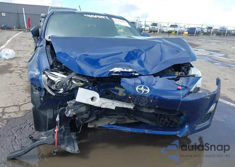 2013 Scion Fr-S z USA, uszkodzony, nr VIN JF1ZNAA15D1713407